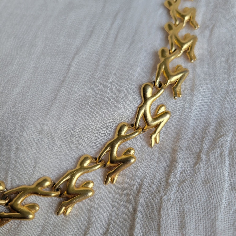 Necklace Pierced Earring Set Human Figures Matte Gold Vintage 1990s Statement - Picture 7 of 11